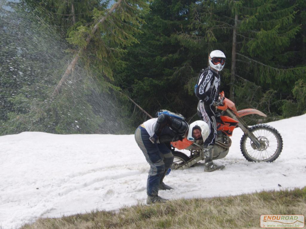 Enduro Roumanie Mai 2005 024 