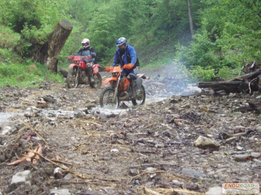 Enduro Roumanie Mai 2005 043 