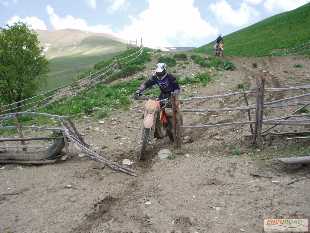 Enduro Roumanie Mai 2005 095 