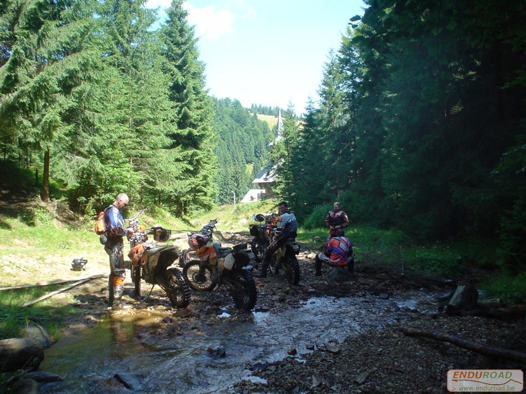 Enduro Roumanie juillet 2005 047 